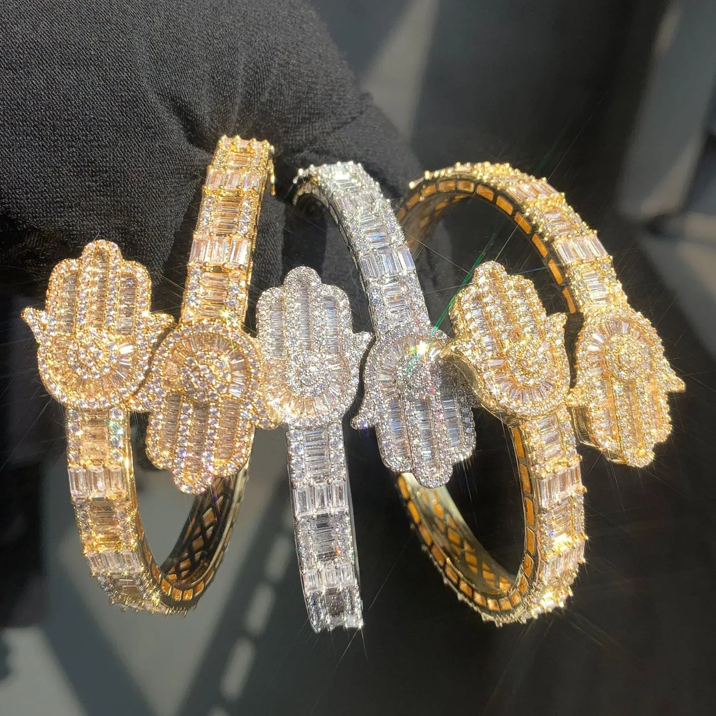 Palm Hand Bracelet with Copper & Zircon | Gold Plated Hip Hop Jewelry | Caratix Jewelry - CaratixJewelry