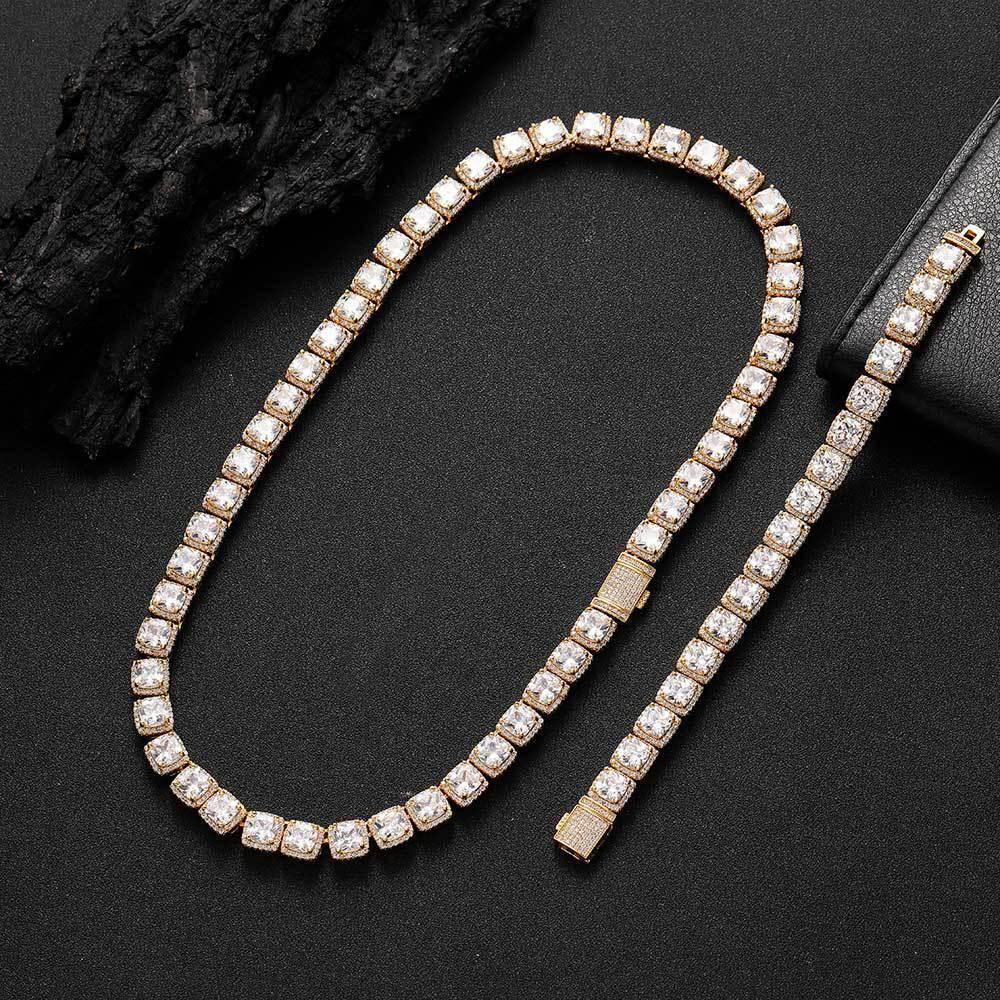 Iced Out Chain Bracelet with Copper and Zircon Stones for Men | Caratix Jewelry - CaratixJewelry