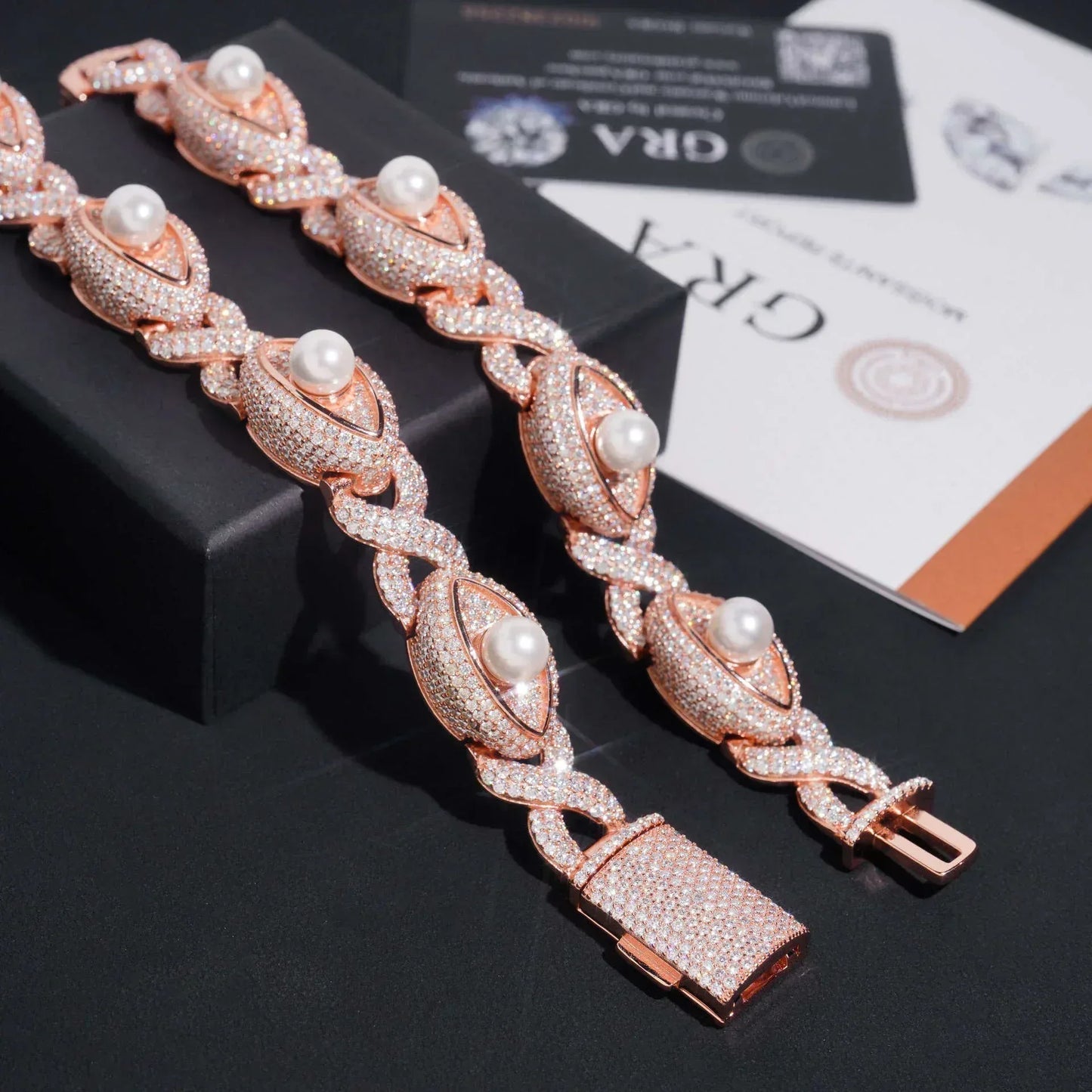 15mm Moissanite Cuban Link Bracelet with Figure-8 Clasp – S925 Sterling Silver Iced-Out Hip Hop Streetwear Jewelry - CaratixJewelry