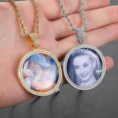 Round Photo Pendant Necklace with Zircon and Memory Frame | Trendy Hip Hop Jewelry | Caratix Jewelry - CaratixJewelry
