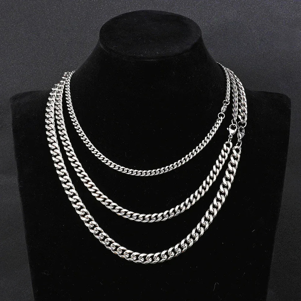 Rounded Cuban Link Stainless Steel Necklace with Lobster Clasp Gold Chain Rapper Style for Men | Caratix Jewelry - CaratixJewelry