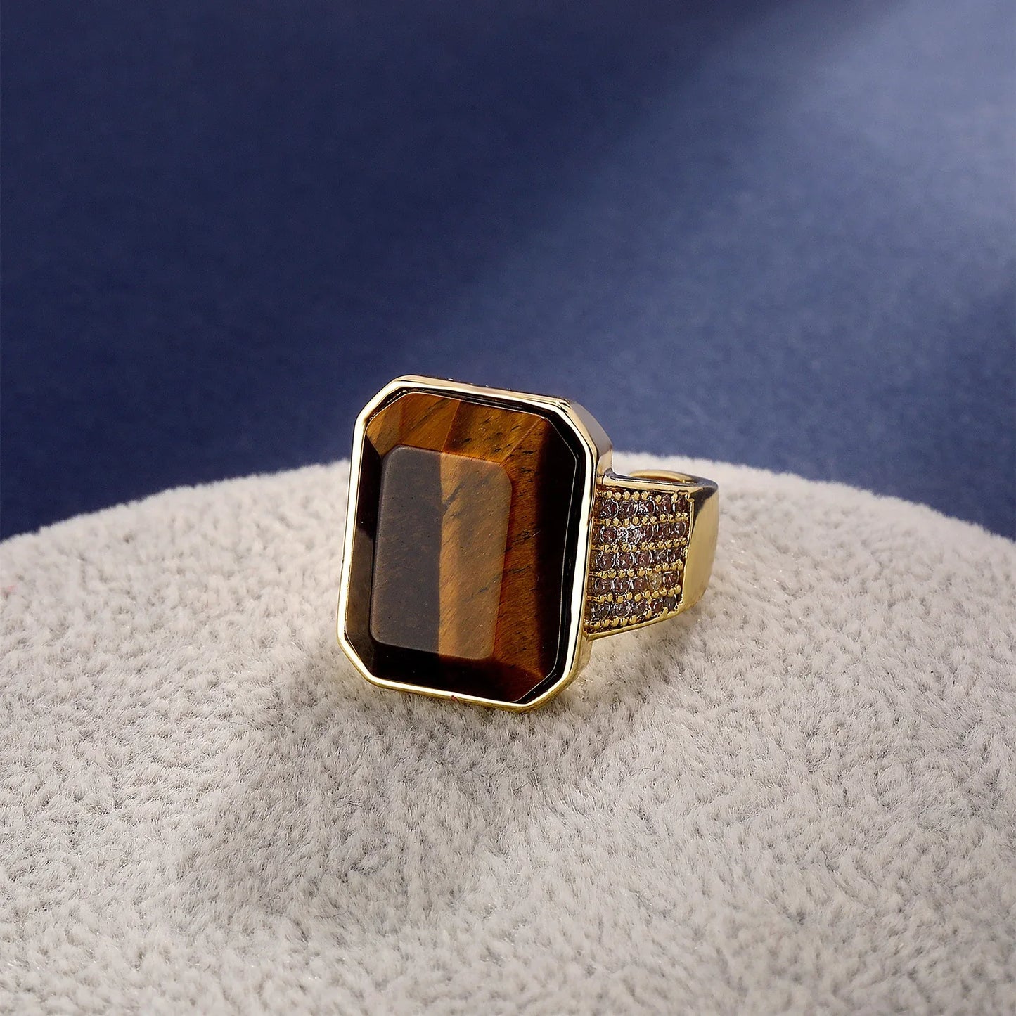Natural Tiger's Eye Men's Ring | Solid Vintage Signet Band | Caratix