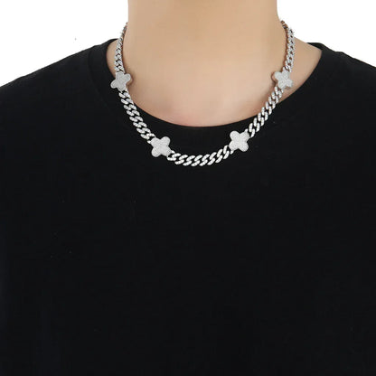 Minimalist Micro-Pavé Clover Necklace | Women's High-End Hip Hop Bling Choker | Caratix - CaratixJewelry