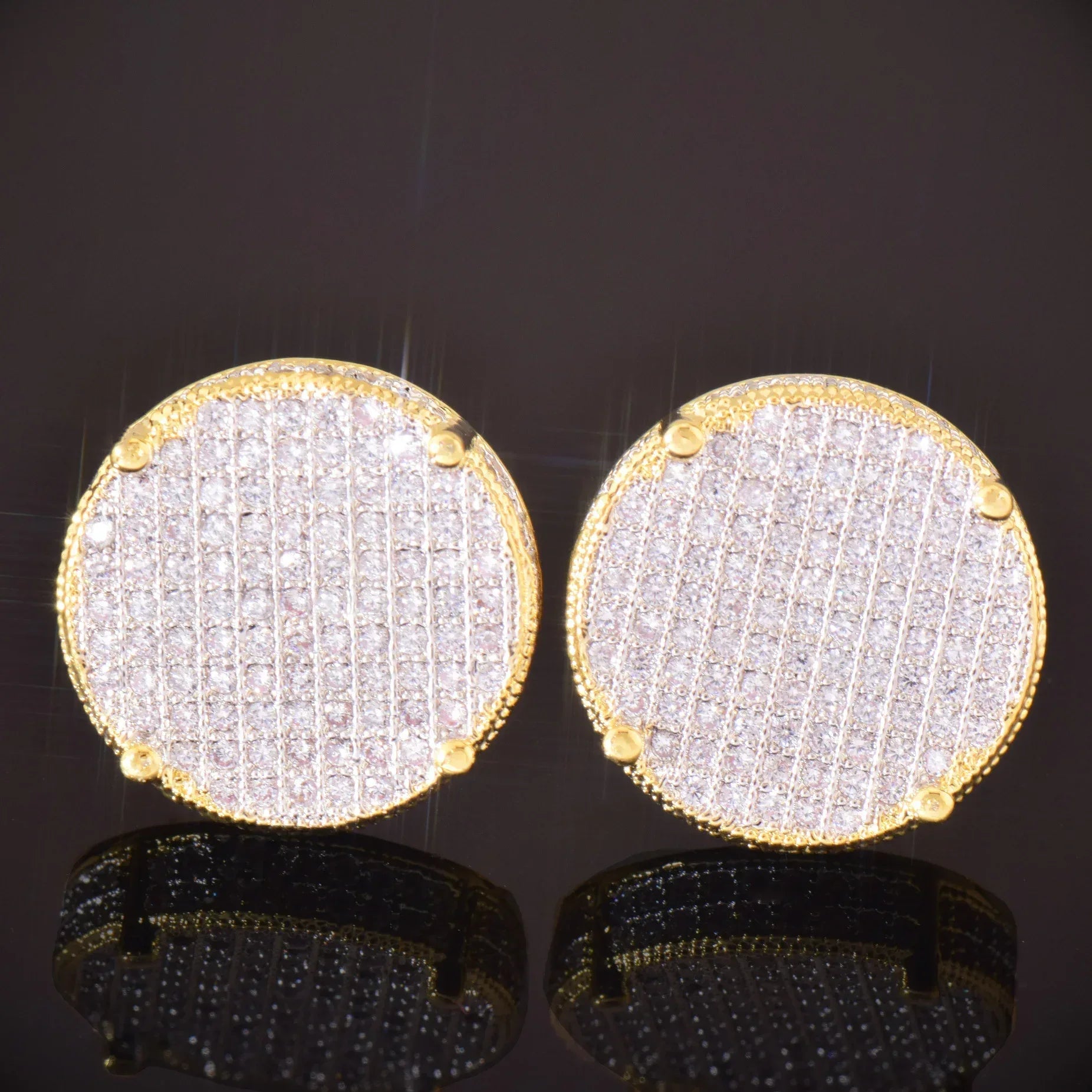 Large Round Stud Earrings | Minimalist Design Hip Hop Jewelry for Men & Women | Caratix Jewelry - CaratixJewelry