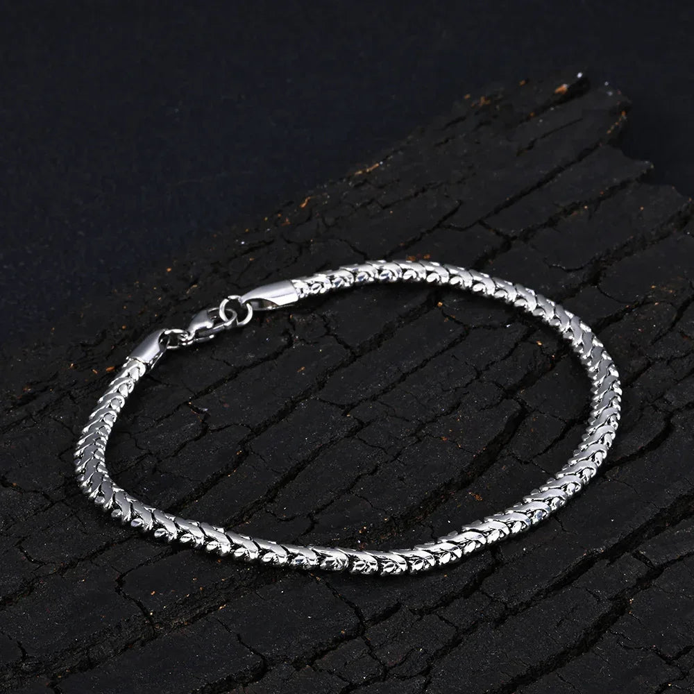 Custom 4mm Slim Stainless Steel Bracelet | Classic Silver Chain Style for Men | Caratix - CaratixJewelry