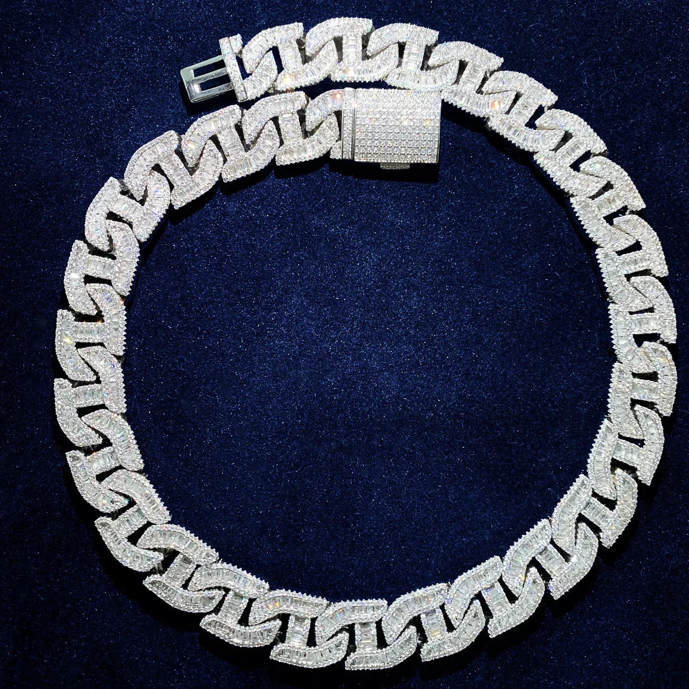 16mm Iced Out Irregular Cuban Chain Zircon Necklace - CaratixJewelry