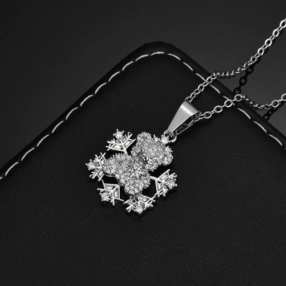 Bear Snowflake Pendant Necklace Zircon Hip Hop Jewelry for Women | Caratix Jewelry - CaratixJewelry