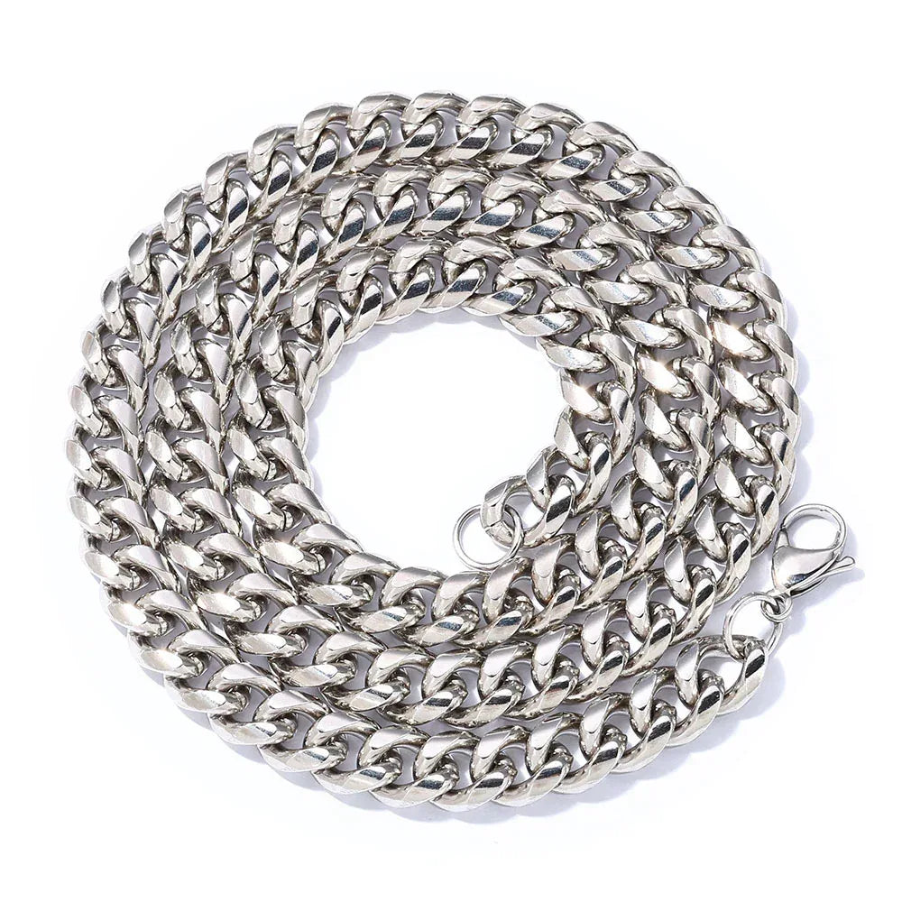 Rounded Cuban Link Stainless Steel Necklace with Lobster Clasp Gold Chain Rapper Style for Men | Caratix Jewelry - CaratixJewelry
