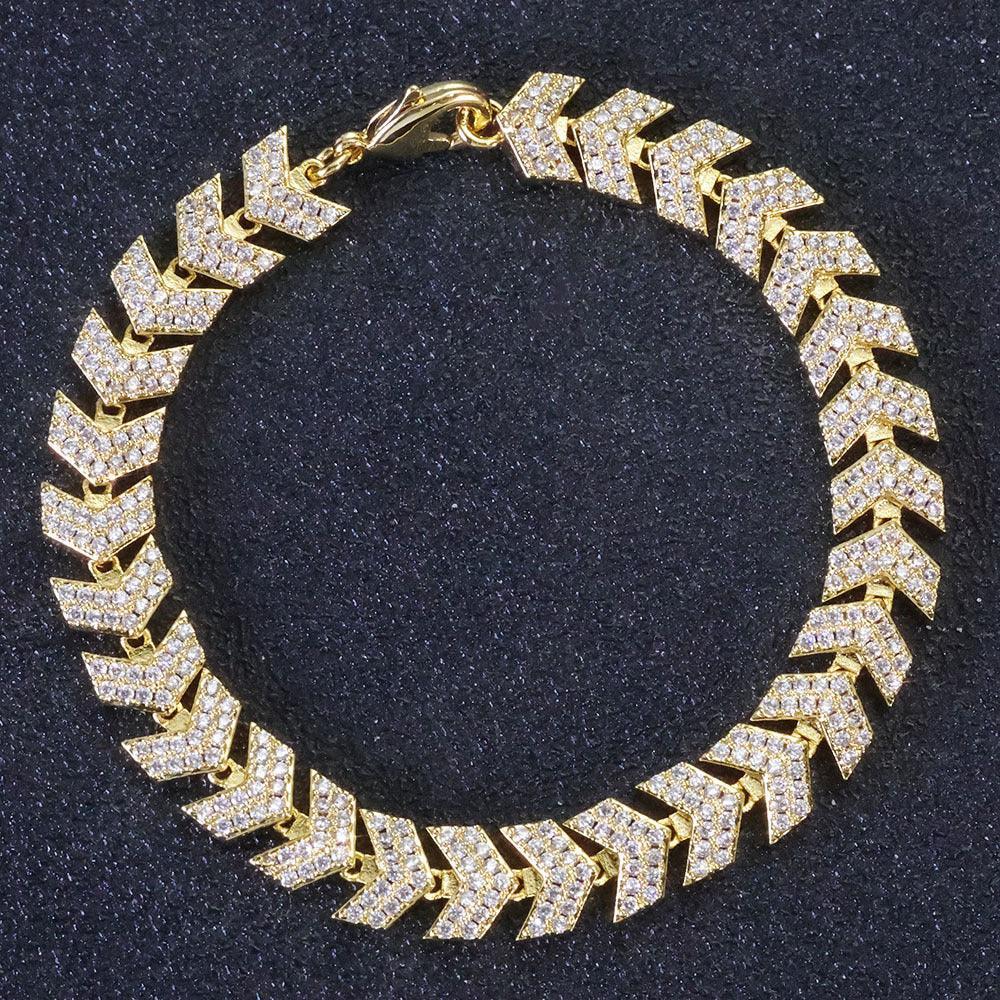 Custom Iced Out Fishbone Link Chain for Rapper | High-End Jewelry | Caratix - CaratixJewelry
