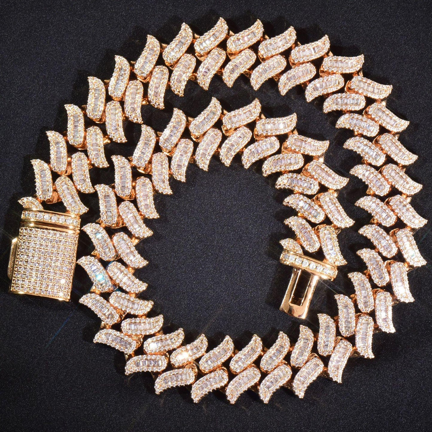 15mm Beard Step Cut Cuban Chain Necklace with Copper & Zircon - CaratixJewelry