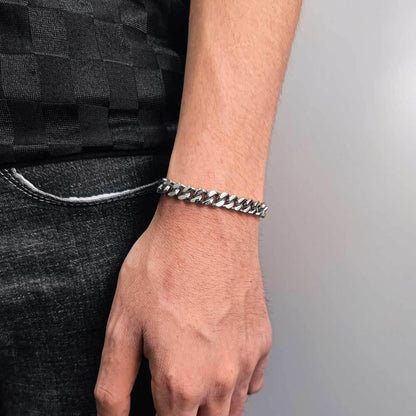 Four-Sided Cut Miami Cuban Chain Bracelet Caratix Jewelry - CaratixJewelry