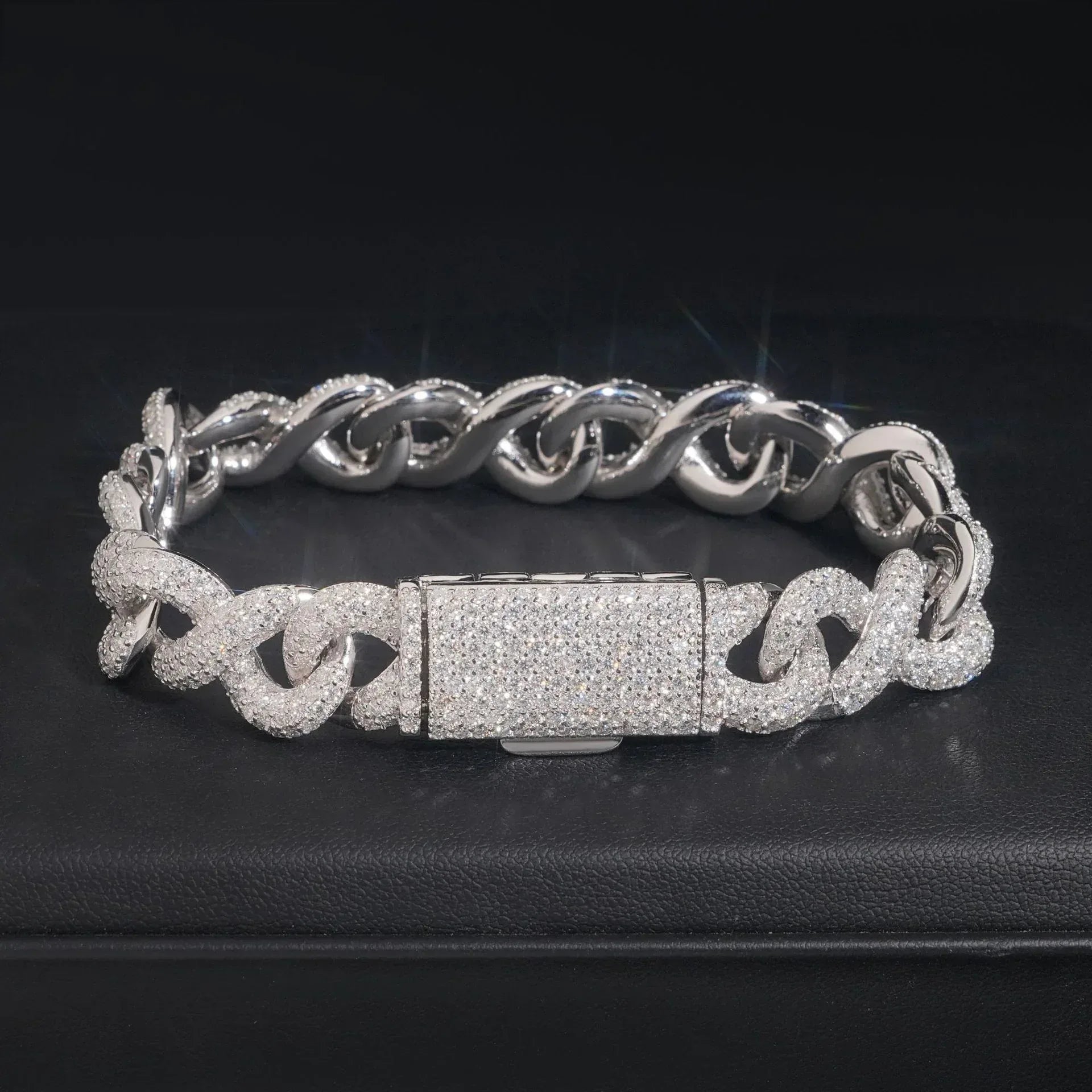 13mm Figure-Eight Cuban Link Bracelet S925 Silver | Moissanite Hip Hop Jewelry - CaratixJewelry