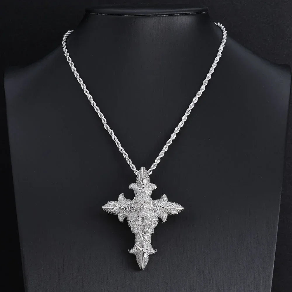 Custom Skull Cross Pendant Necklace Moissanite Hip Hop Jewelry | Caratix Jewelry - CaratixJewelry