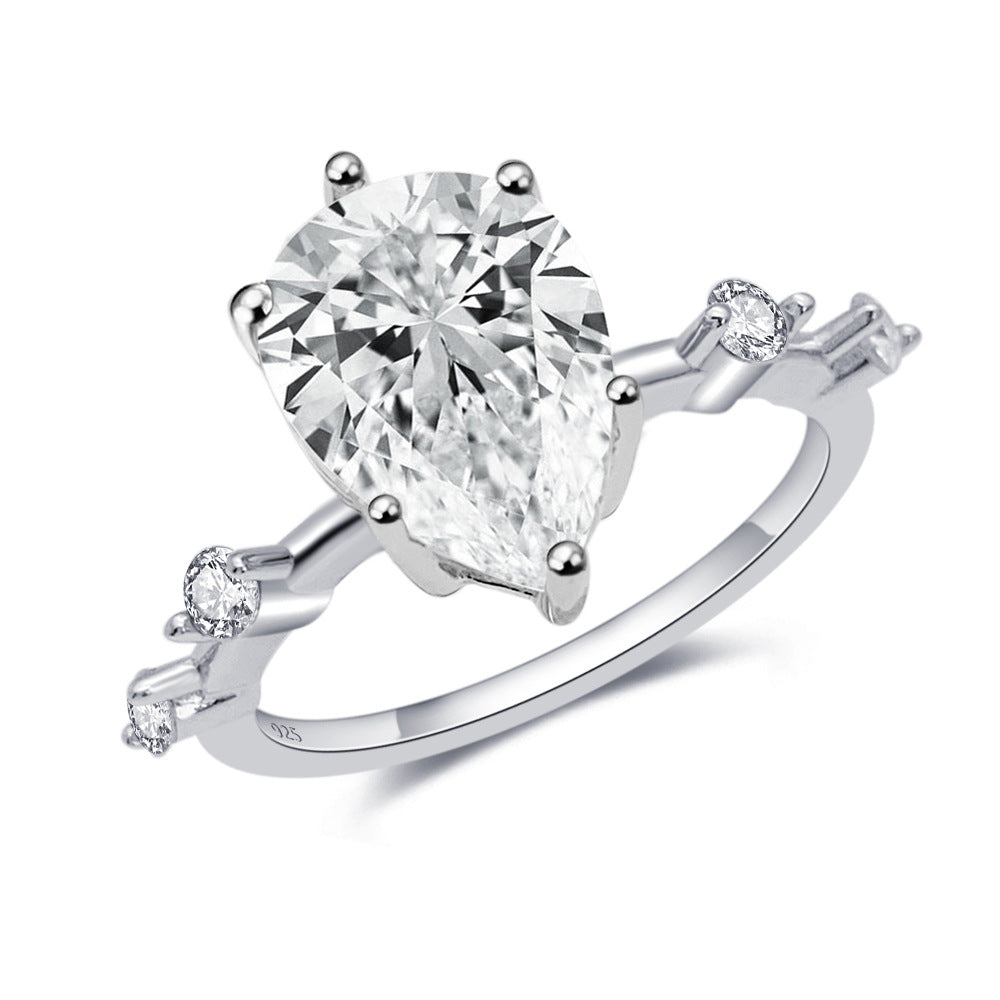 2026 Summer New S925 Silver 4ct Pear Cut Moissanite Ring | 4 Carat D VVS1 Teardrop | Caratix