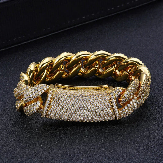 18mm Triple Row Bubble Iced-Out Cuban Link Bracelet with Zircon - CaratixJewelry