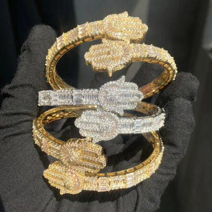 Palm Hand Bracelet with Copper & Zircon | Gold Plated Hip Hop Jewelry | Caratix Jewelry - CaratixJewelry