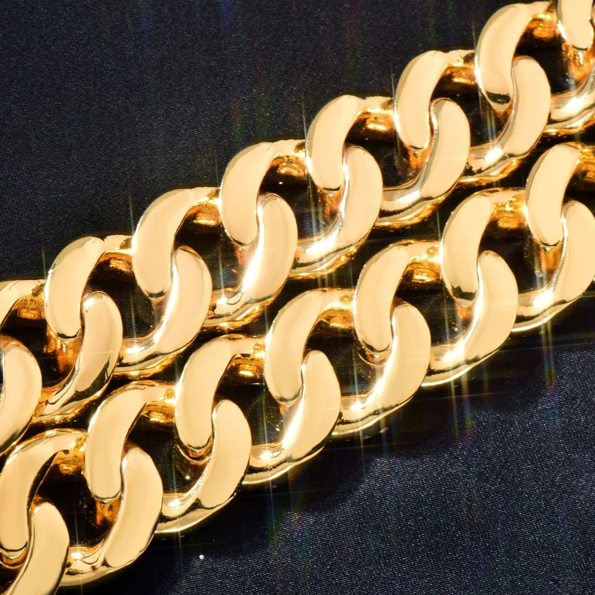 18mm Iced Out Gold Cuban Chain Necklace - CaratixJewelry