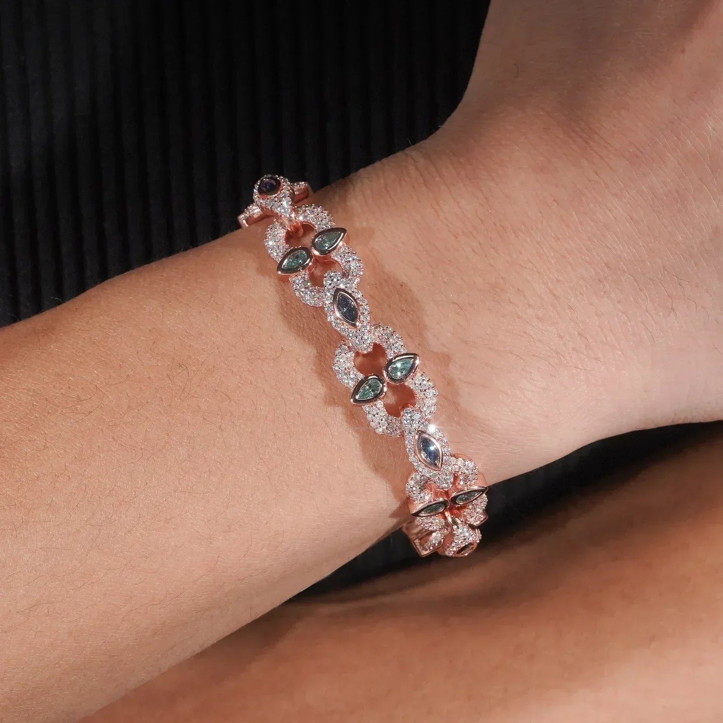 13mm Moissanite Cuban Link Bracelet with Figure-8 Clasp – S925 Sterling Silver Iced-Out Hip Hop Streetwear Jewelry - CaratixJewelry