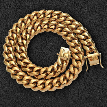 Gold Plated Stainless Steel Cuban Link Necklace with Classic Clasp for Men | Caratix Jewelry - CaratixJewelry