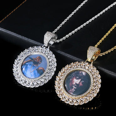 Custom Wheat Ear Round Photo Frame Pendant Necklace with Zircon Stones for Men | Caratix Jewelry - CaratixJewelry