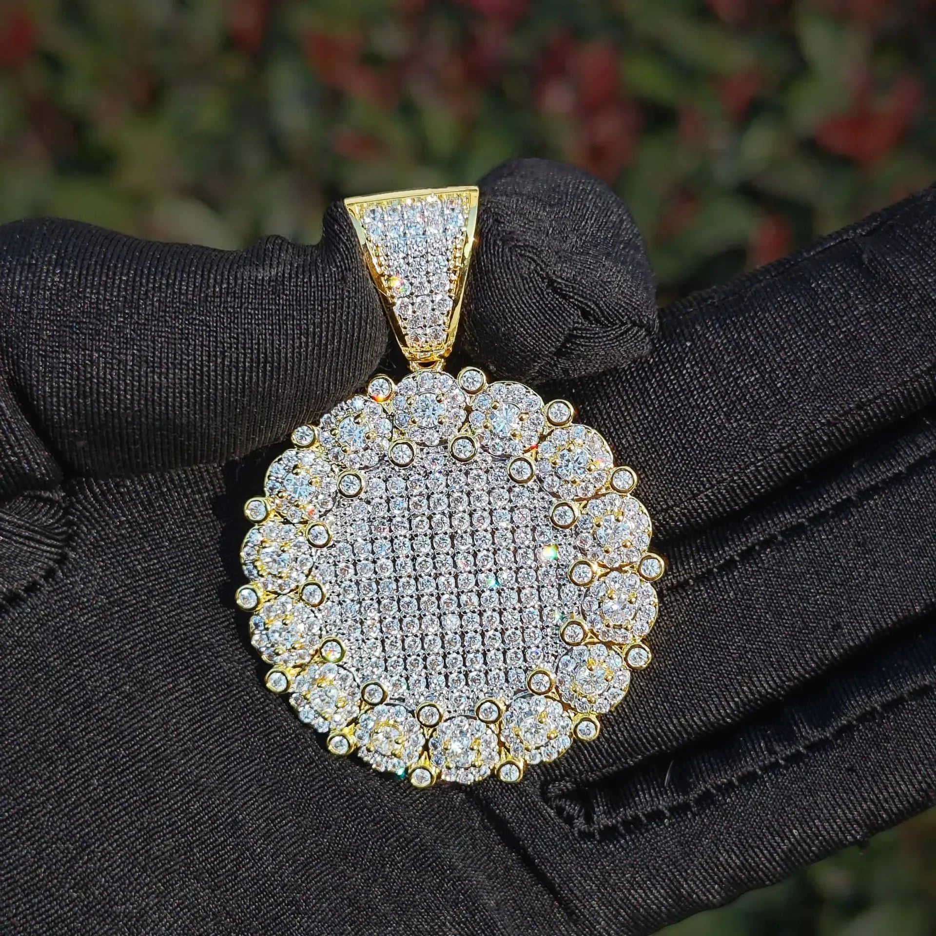 Iced Out Round Disc Pendant Necklace for Men – Hip Hop CZ Streetwear Jewelry - CaratixJewelry