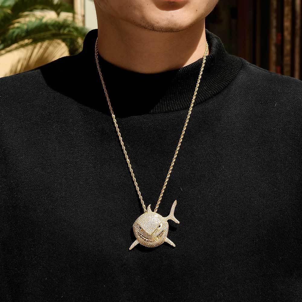 Shark Pendant Necklace with Micro-Pave Zircon and Full Look for Men | Caratix Jewelry - CaratixJewelry