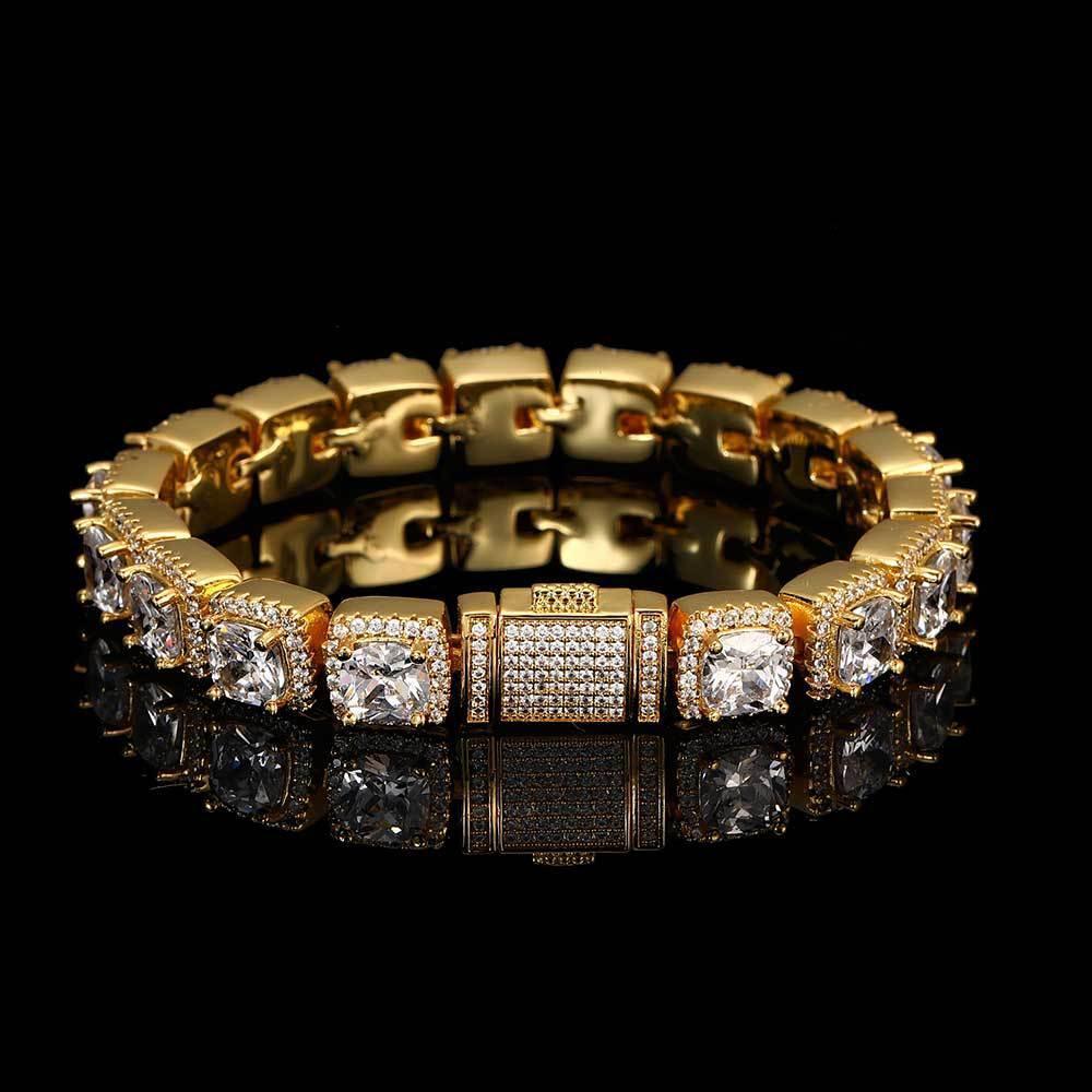 Iced Out Chain Bracelet with Copper and Zircon Stones for Men | Caratix Jewelry - CaratixJewelry