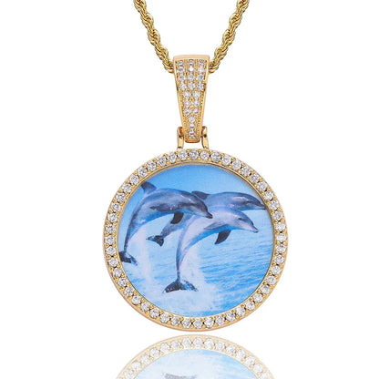 Mini Round Photo Pendant Necklace with Micro-Pave Zircon and Hip Hop Frame for Men | Caratix Jewelry - CaratixJewelry