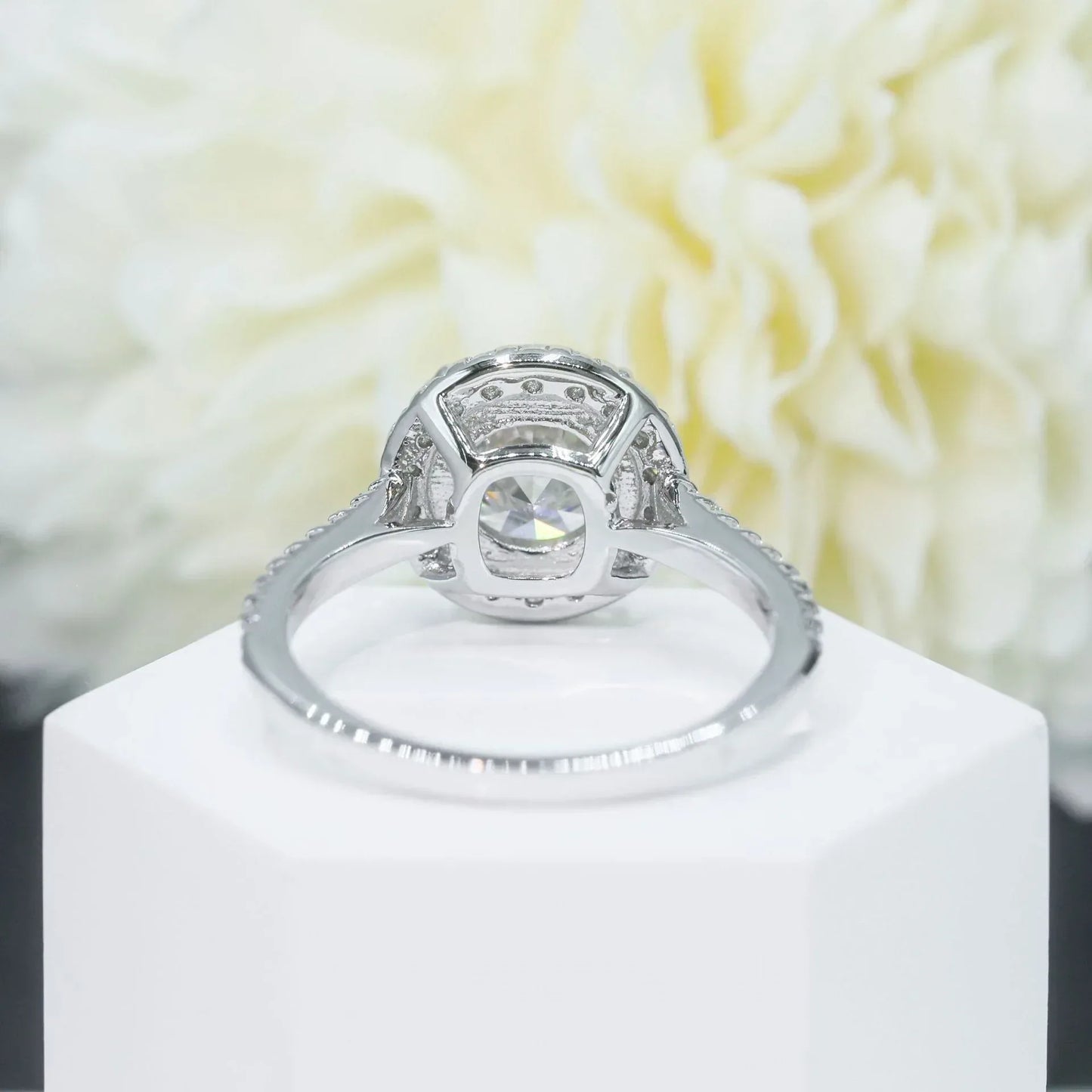 3ct Round Moissanite Engagement Ring | S925 Silver Luxury Women’s Bridal Jewelry - CaratixJewelry