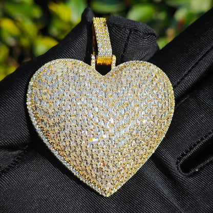 Iced Out Big Heart Pendant Necklace – Hip Hop CZ Trendy Streetwear Jewelry - CaratixJewelry
