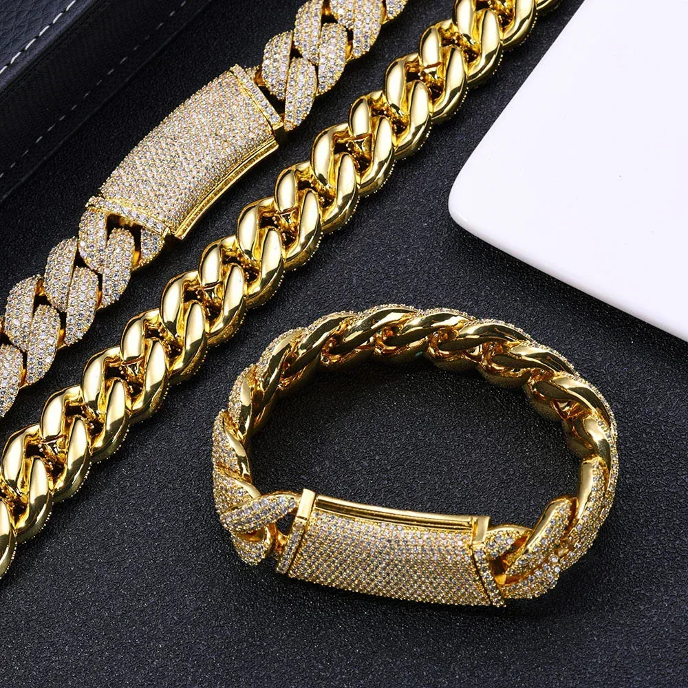 18mm Triple Row Bubble Iced-Out Cuban Link Bracelet with Zircon - CaratixJewelry