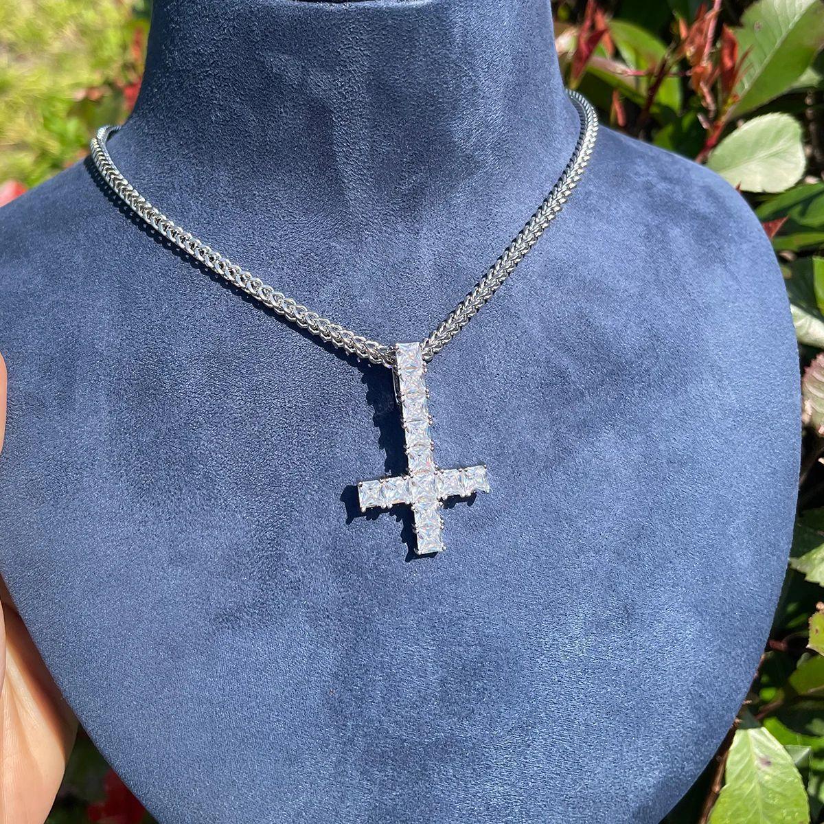 Classic Iced Out Cross Pendant for Men | Hip Hop Pave CZ Necklace | Premium Copper Zircon Bling Jewelry | Trendy Male Streetwear | Caratix - CaratixJewelry