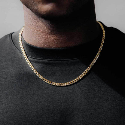 Cuban Chain Necklace with Day Clasp and 18K Gold Plating for Men | Titanium Steel and Stainless Steel | Caratix Jewelry - CaratixJewelry
