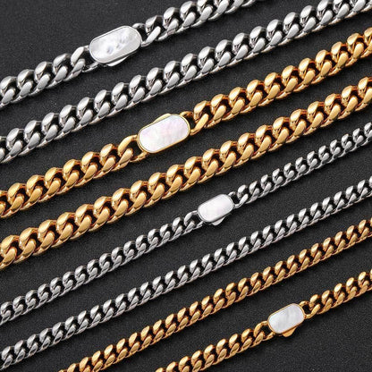 Cuban Chain Necklace with Shell Clasp and 18K Gold Plating for Men | Titanium Steel and Stainless Steel | Caratix Jewelry - CaratixJewelry