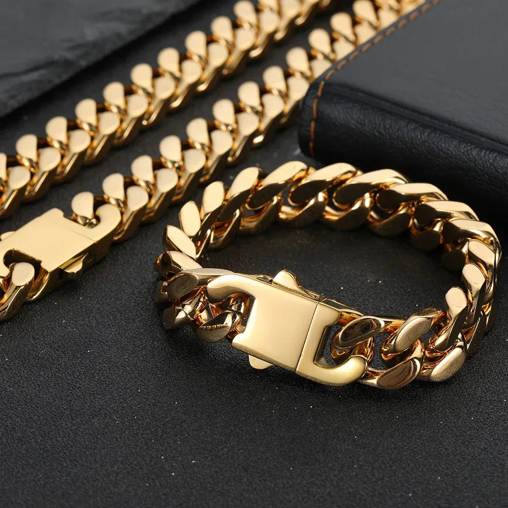 Four-Sided Cut Miami Cuban Chain Bracelet Caratix Jewelry - CaratixJewelry