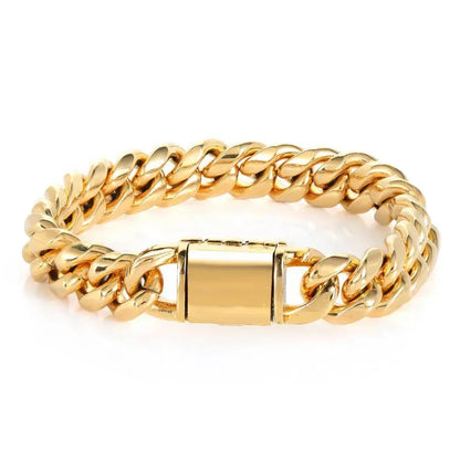 Cuban Link Bracelet with Flip Clasp for Men | Caratix Jewelry - CaratixJewelry