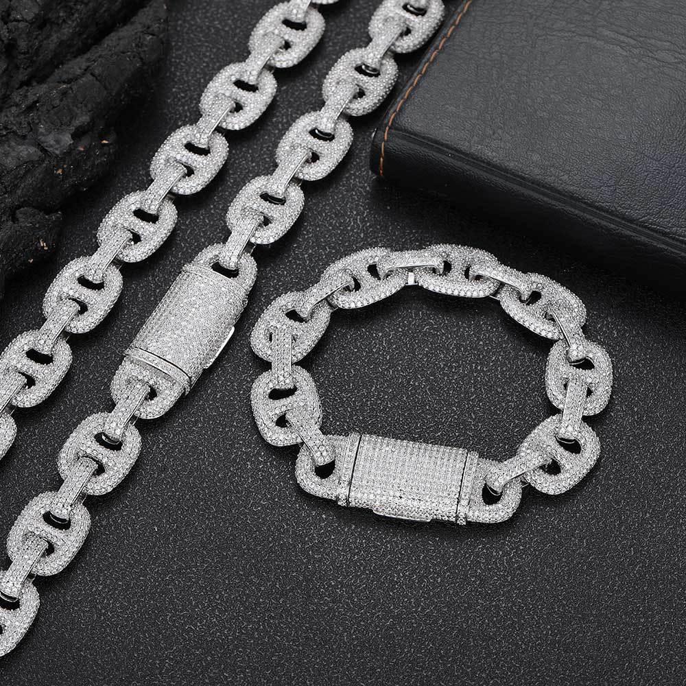 16mm Pig Nose Bubble Cuban Chain Bracelet - CaratixJewelry