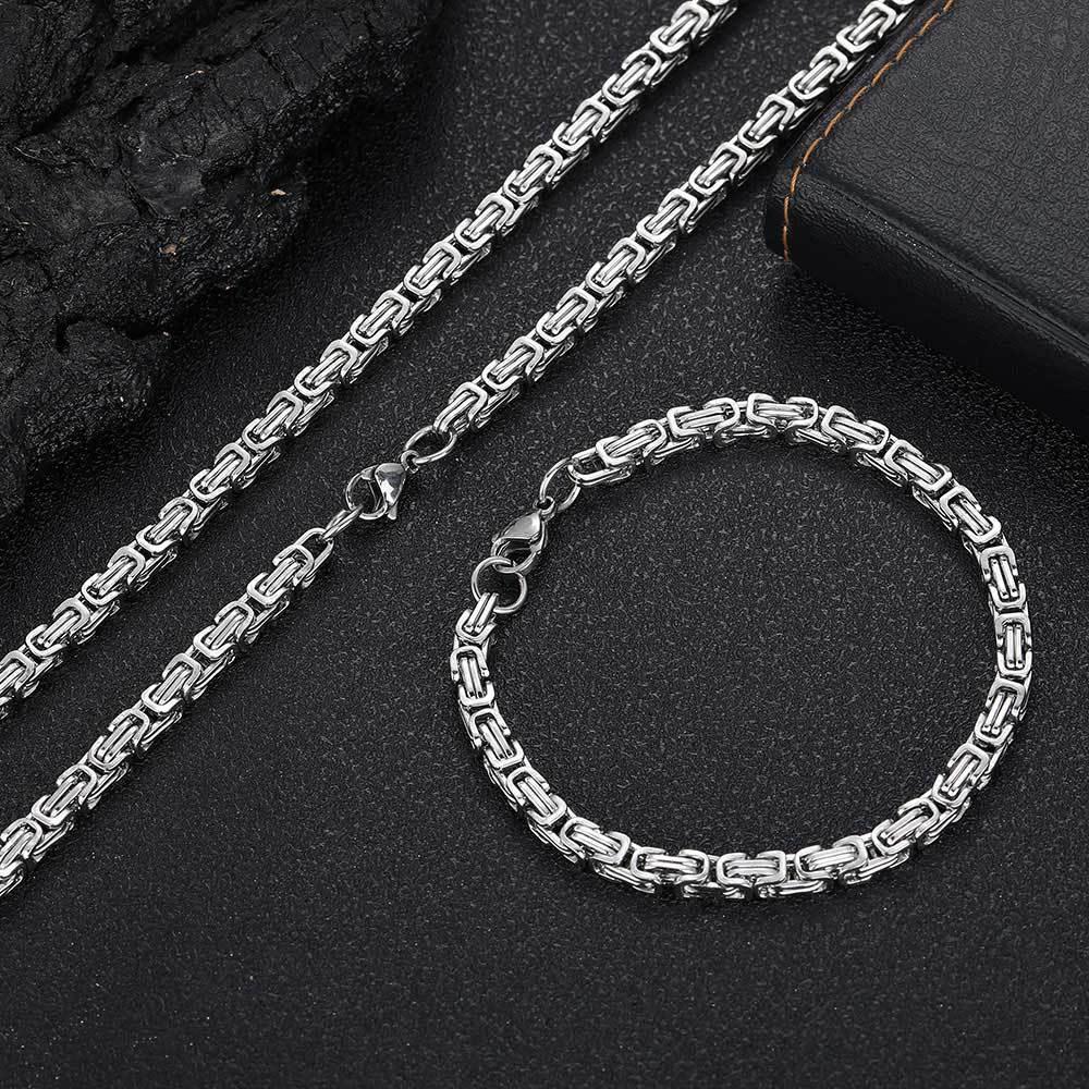 4mm Byzantine Chain Stainless Steel Bracelet with 18K Gold for Men | Caratix Jewelry - CaratixJewelry