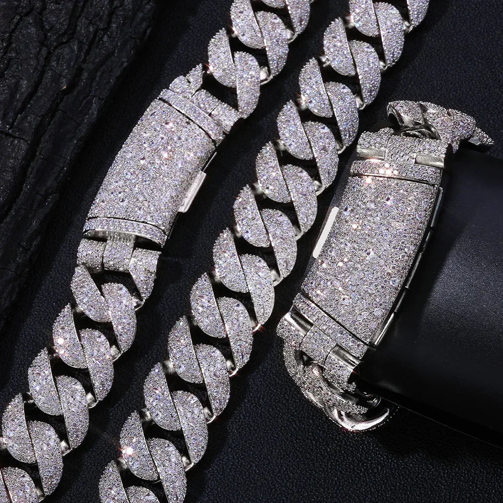 Custom 22mm Bubble Cuban Link Chain | 3D Iced Out Necklace - CaratixJewelry