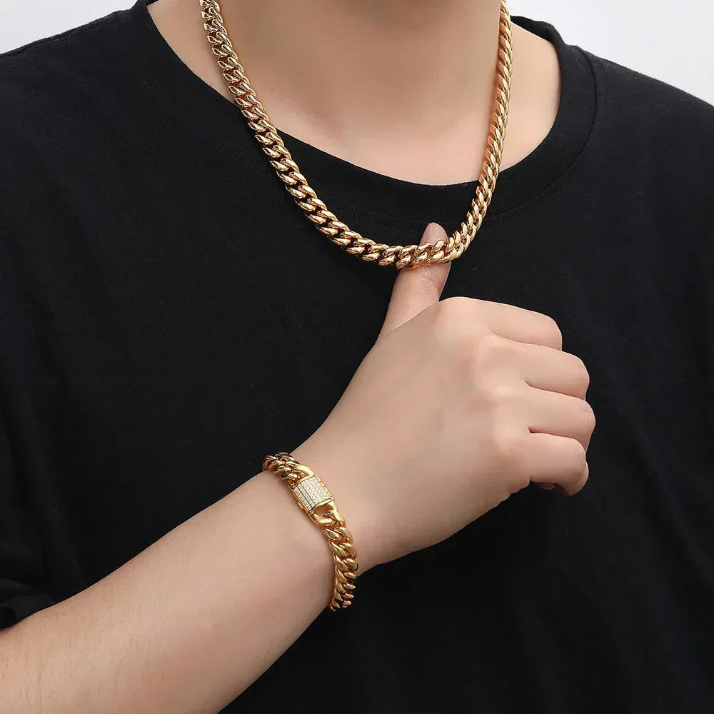 Rounded Tight Cuban Chain Necklace Stainless Steel for Men | Caratix Jewelry - CaratixJewelry