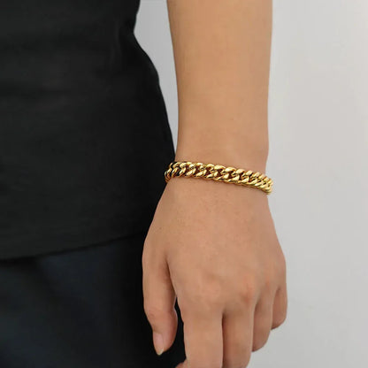 Rounded Tight Cuban Chain Bracelet Stainless Steel for Men | Caratix Jewelry - CaratixJewelry