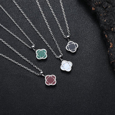 Women's Stainless Steel Clover Pendant Necklace | High-End Titanium Steel Jewelry | Light Luxury Hip Hop Jewelry | Caratix - CaratixJewelry