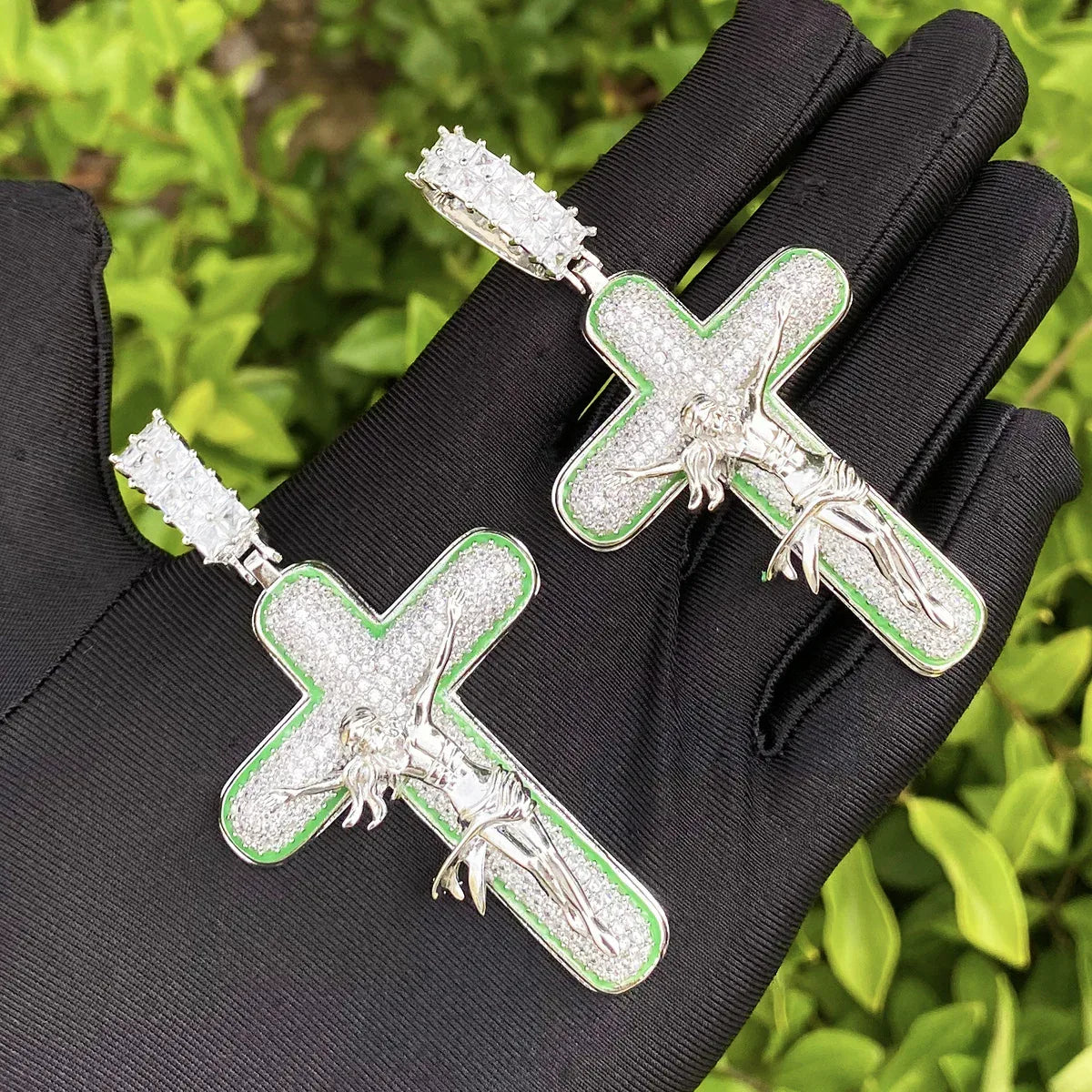 Minimalist Iced Out Cross Necklace | Men's Versatile Hip Hop Accessory - CaratixJewelry