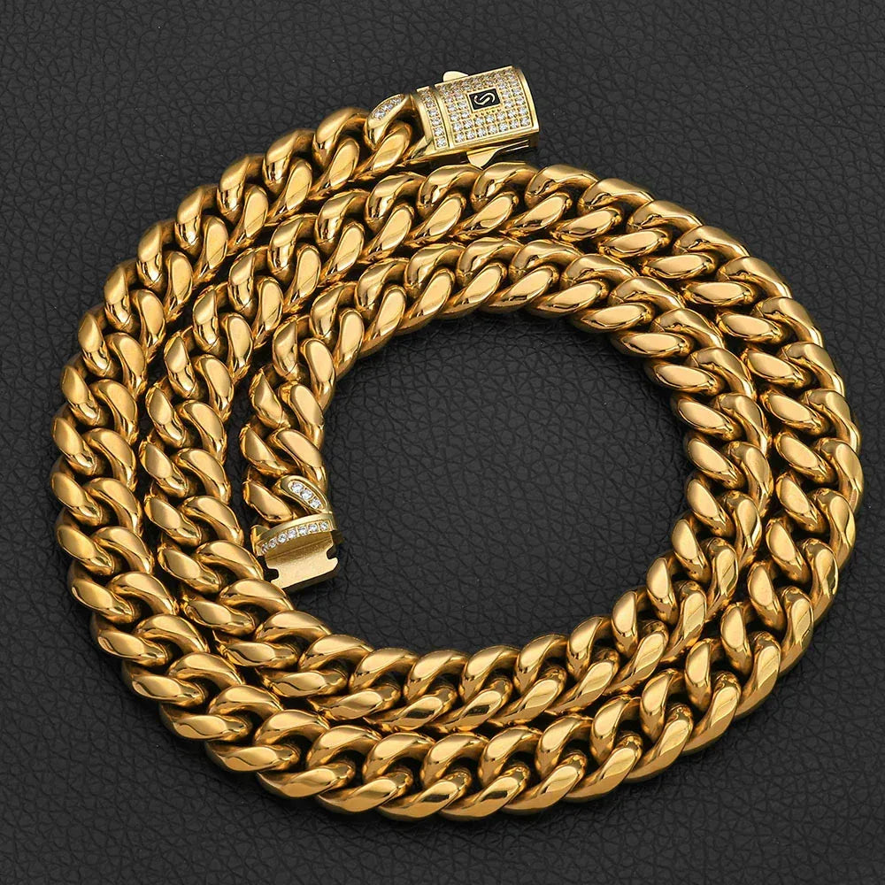 Clasp Stainless Steel Cuban Chain Necklace Polished Finish for Men | Caratix Jewelry - CaratixJewelry