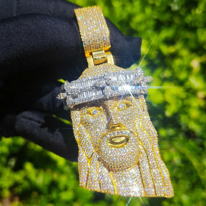 Iced Out Jesus Pendant Necklace for Men – Hip Hop CZ Streetwear Jewelry - CaratixJewelry