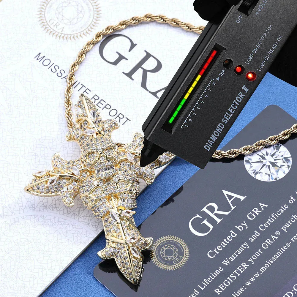 Custom Skull Cross Pendant Necklace Moissanite Hip Hop Jewelry | Caratix Jewelry - CaratixJewelry