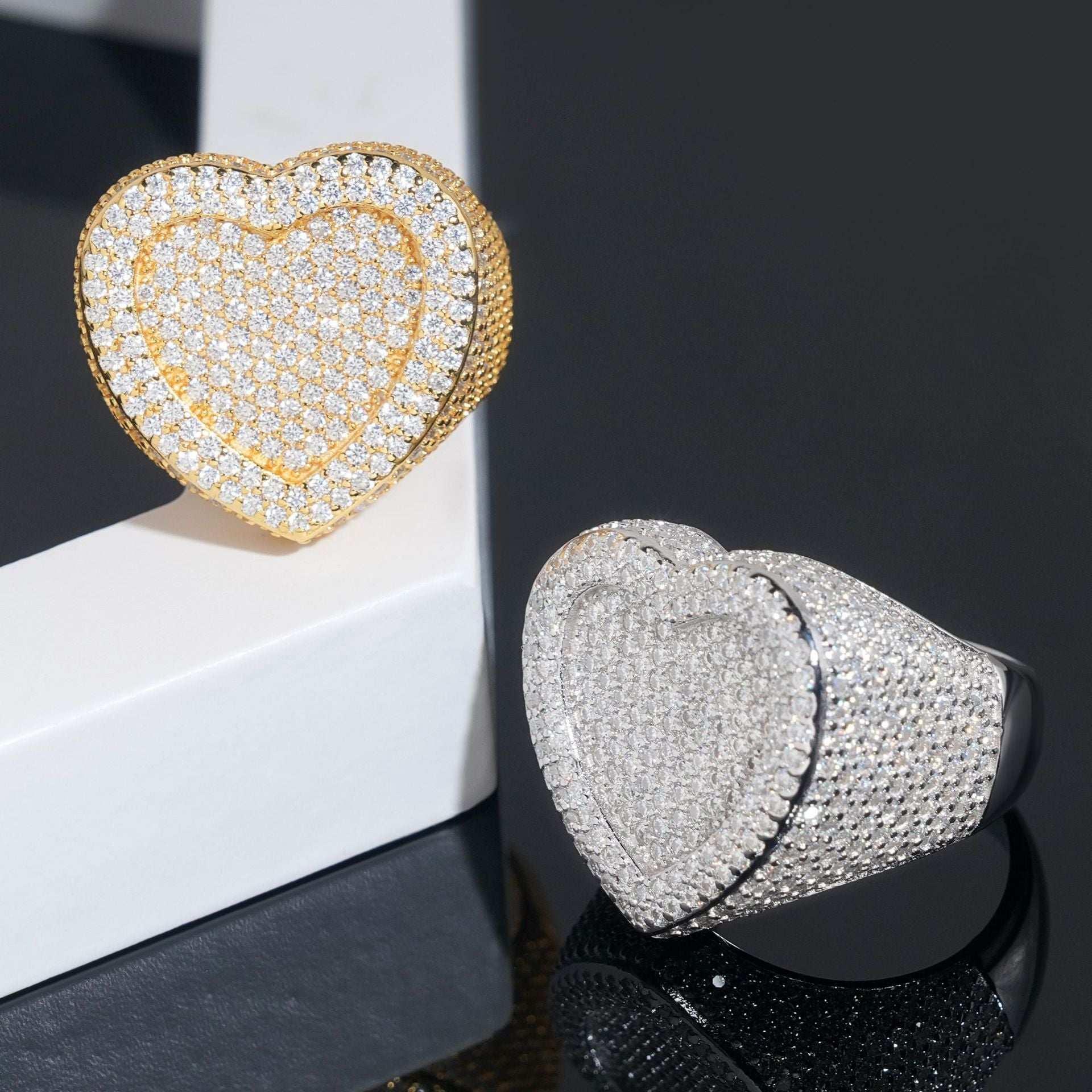 D-Color VVS Heart Moissanite Ring | S925 Silver Unisex Iced Out Fashion Jewelry - CaratixJewelry