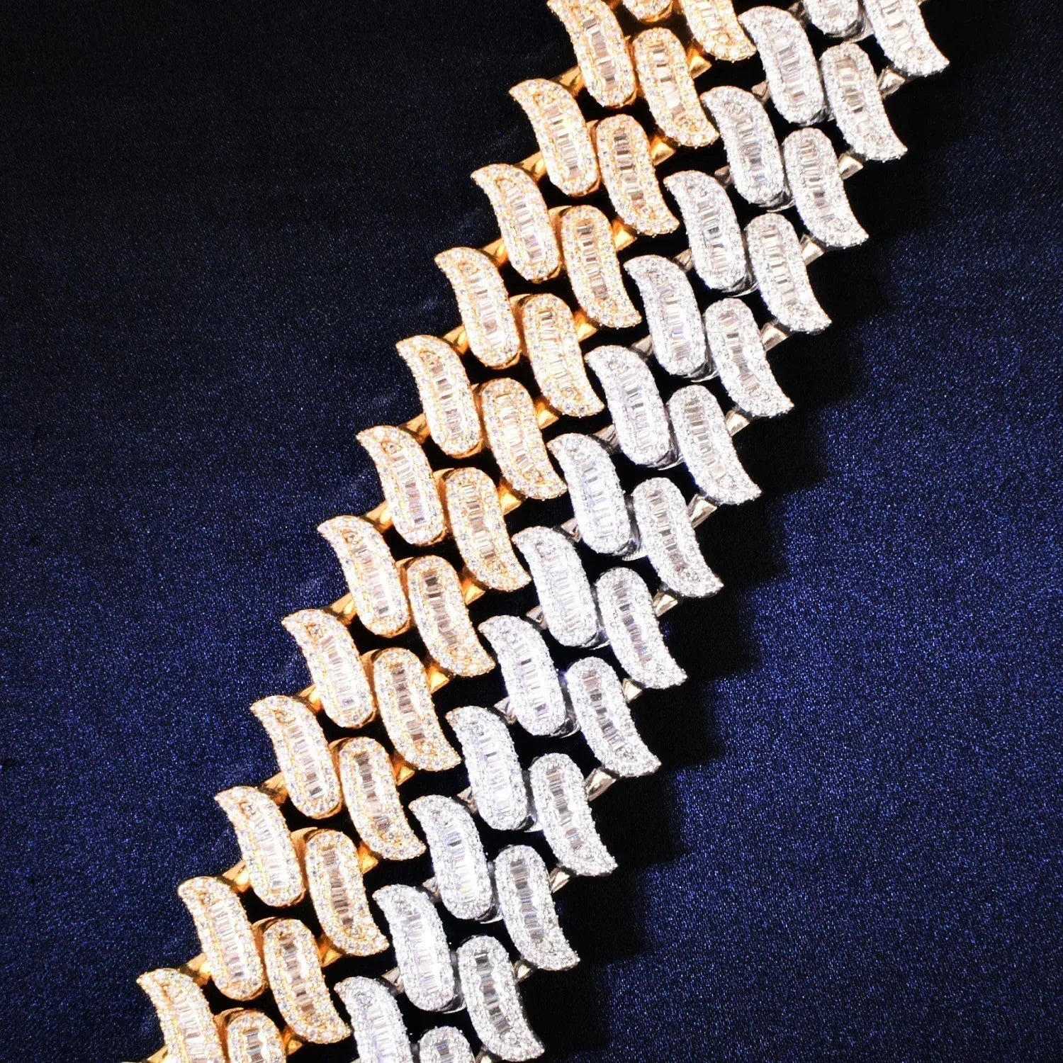 15mm Beard Step Cut Cuban Chain Necklace with Copper & Zircon - CaratixJewelry