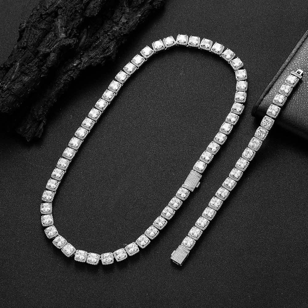 Iced Out Chain Bracelet with Copper and Zircon Stones for Men | Caratix Jewelry - CaratixJewelry