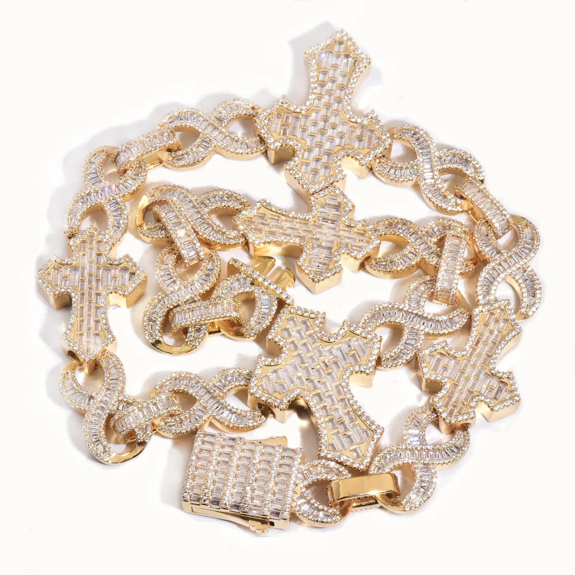 Iced Out Cross Pendant Copper Zircon Necklace for Men & Women | Caratix Jewelry - CaratixJewelry